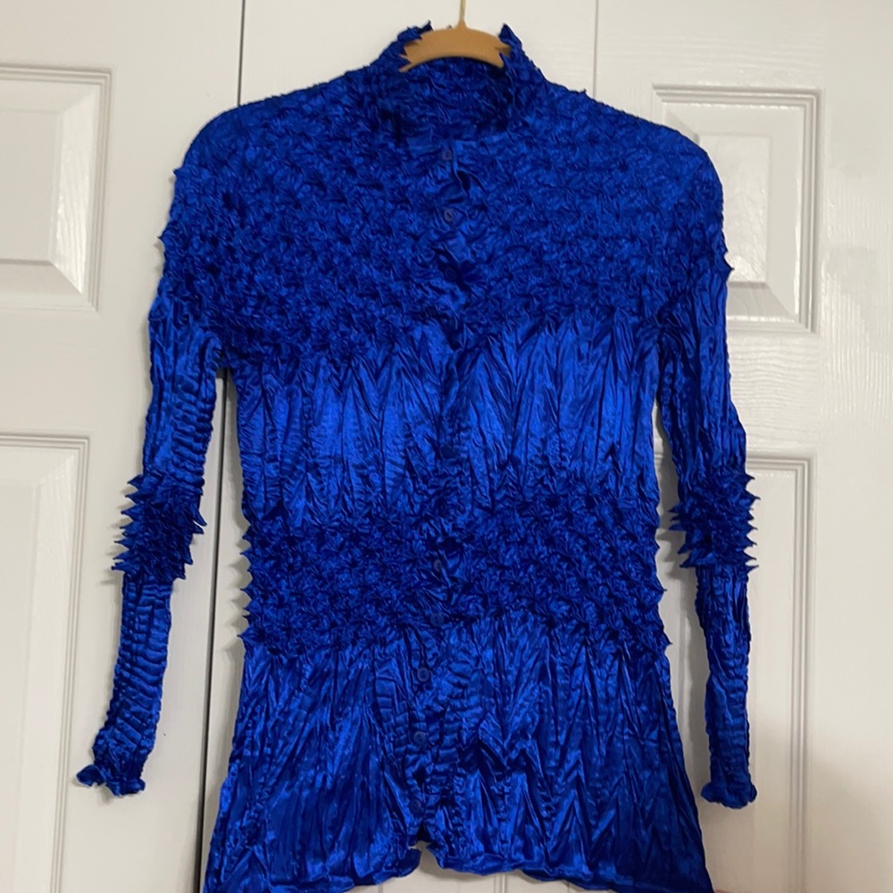 New Blue long sleeve top